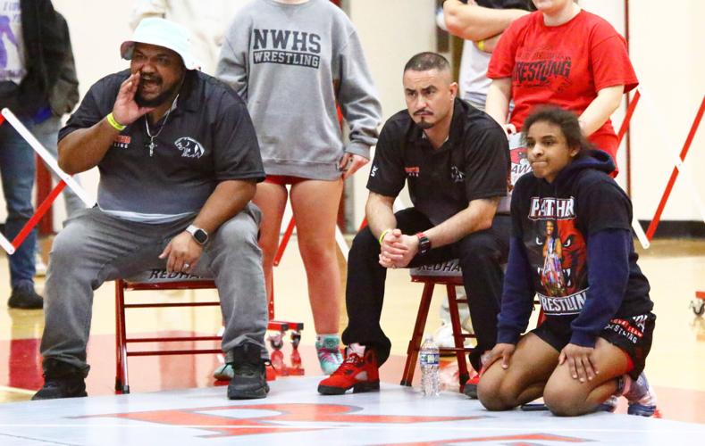 PREP GIRLS WRESTLING: State hopefuls Ghaffar, Gradeless backed by ...