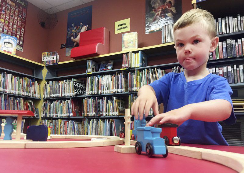 '1,000 Books by Kindergarten' program supports early literacy | Local