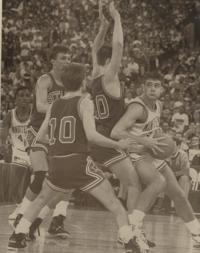 Bill Mutch on 1990 vs. 1988 team