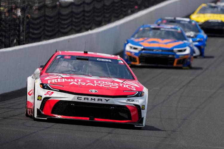 Stage break rule change at Iowa Speedway