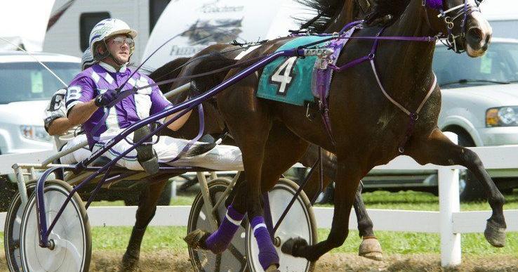 Eash has career day to open fair racing | Sports | goshennews.com