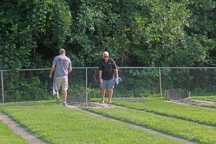 Middlebury Horseshoe Club sends six to World Horseshoe Tournament