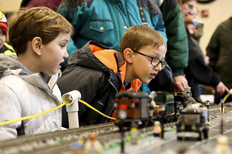 Middlebury train show a hit Local News