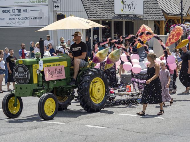 Middlebury hosts Summerfest Parade