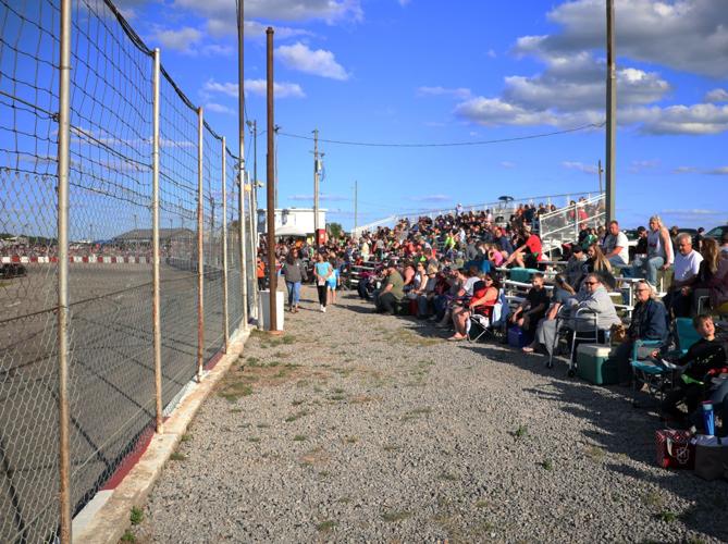 Paris Raceway Tx HALF FANFARE: New Paris Speedway holds first event with fans at 50 ...