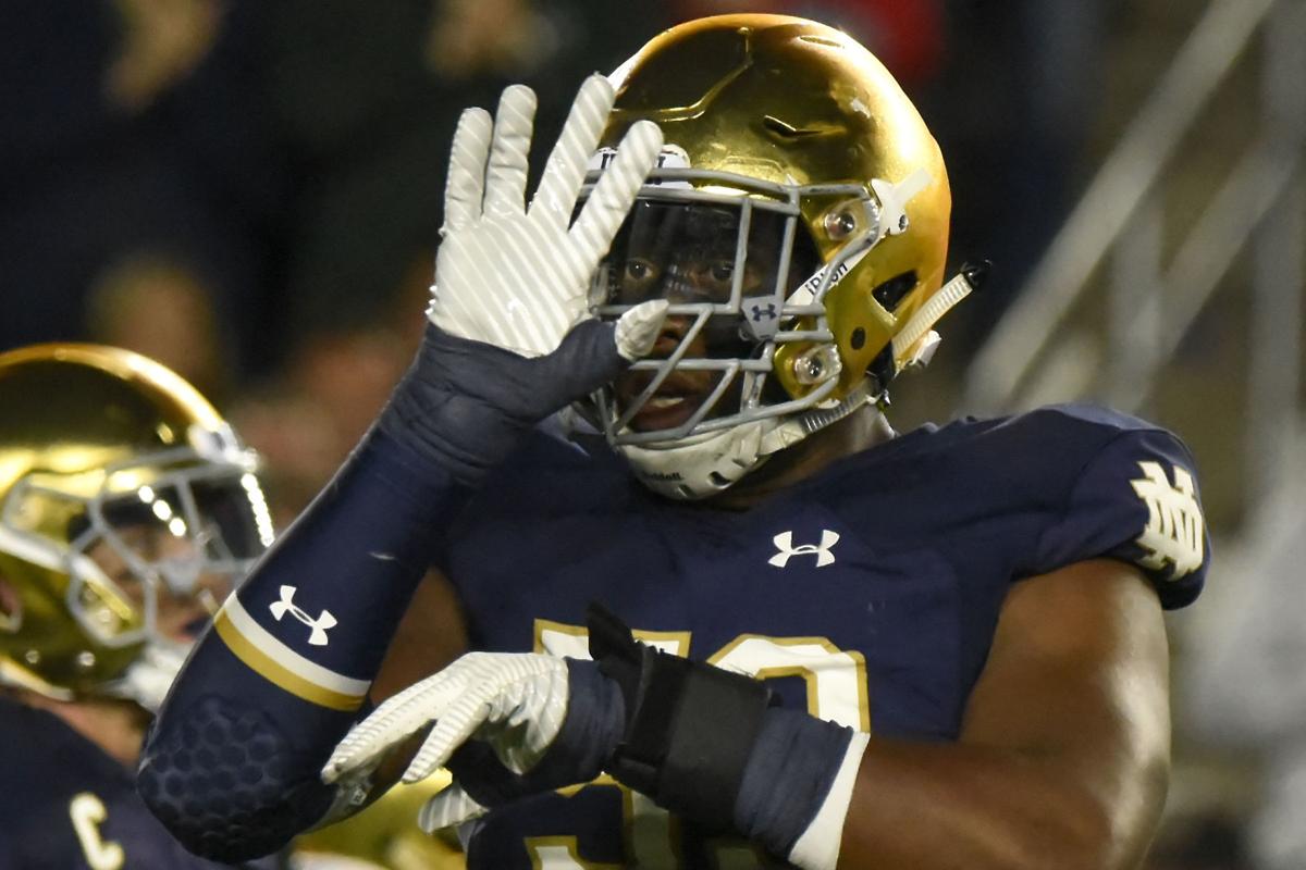 Notre Dame Football D Line Looks To Set Tone Vs Louisville