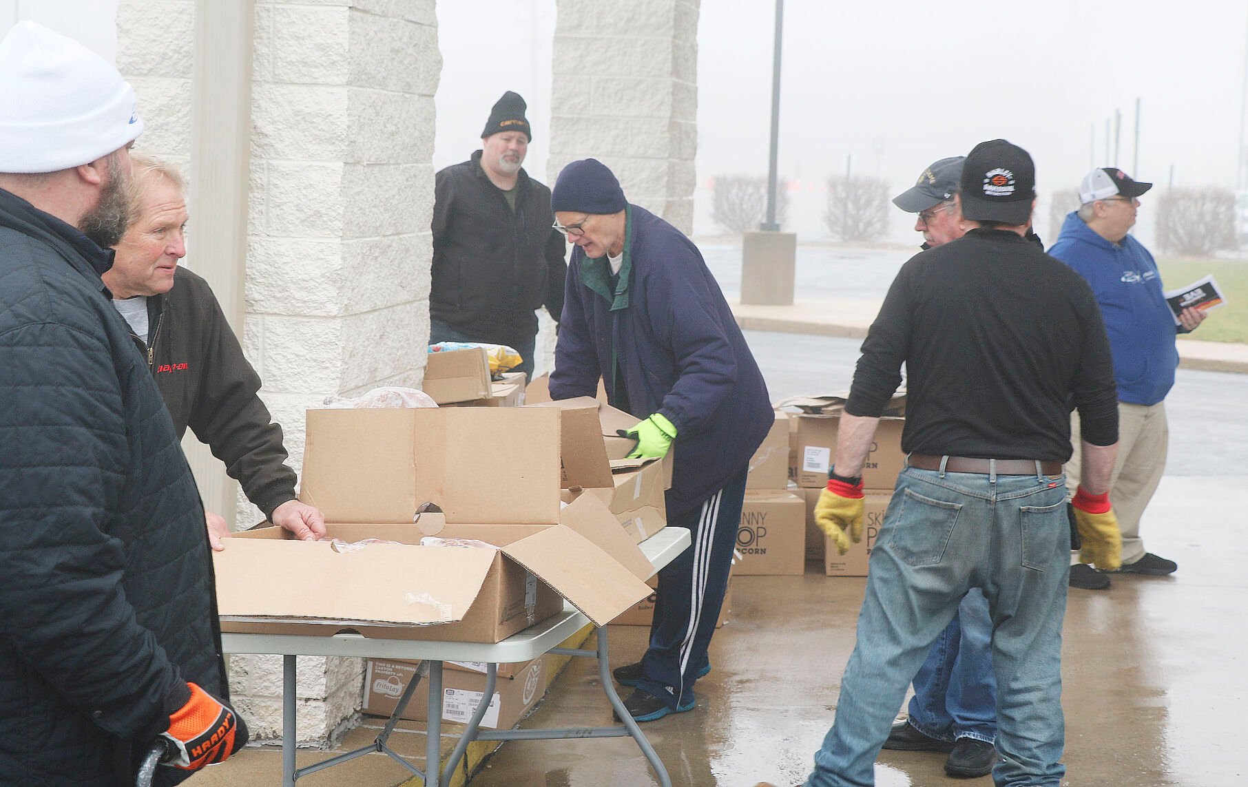 Hundreds Of Turkeys Donated At Giveaway Event | News | Goshennews.com