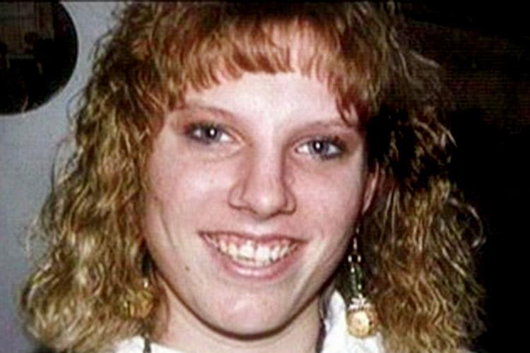 Court halts execution of Christa Gail Pike in Tennessee for a murder ...