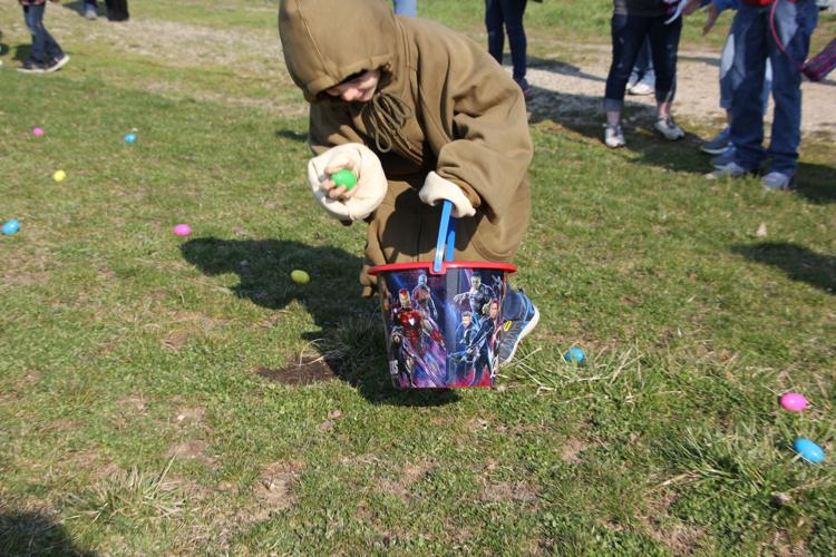 Children dash for Easter eggs in return of annual Wakarusa event News