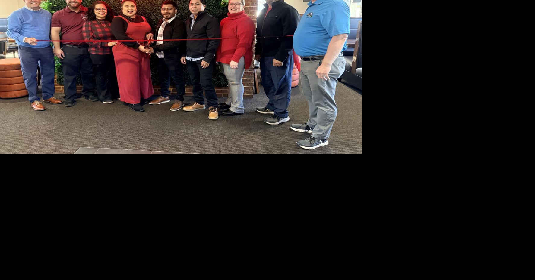 Toros Mexican Grill celebrates grand opening