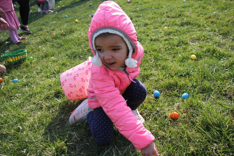Children dash for Easter eggs in return of annual Wakarusa event News