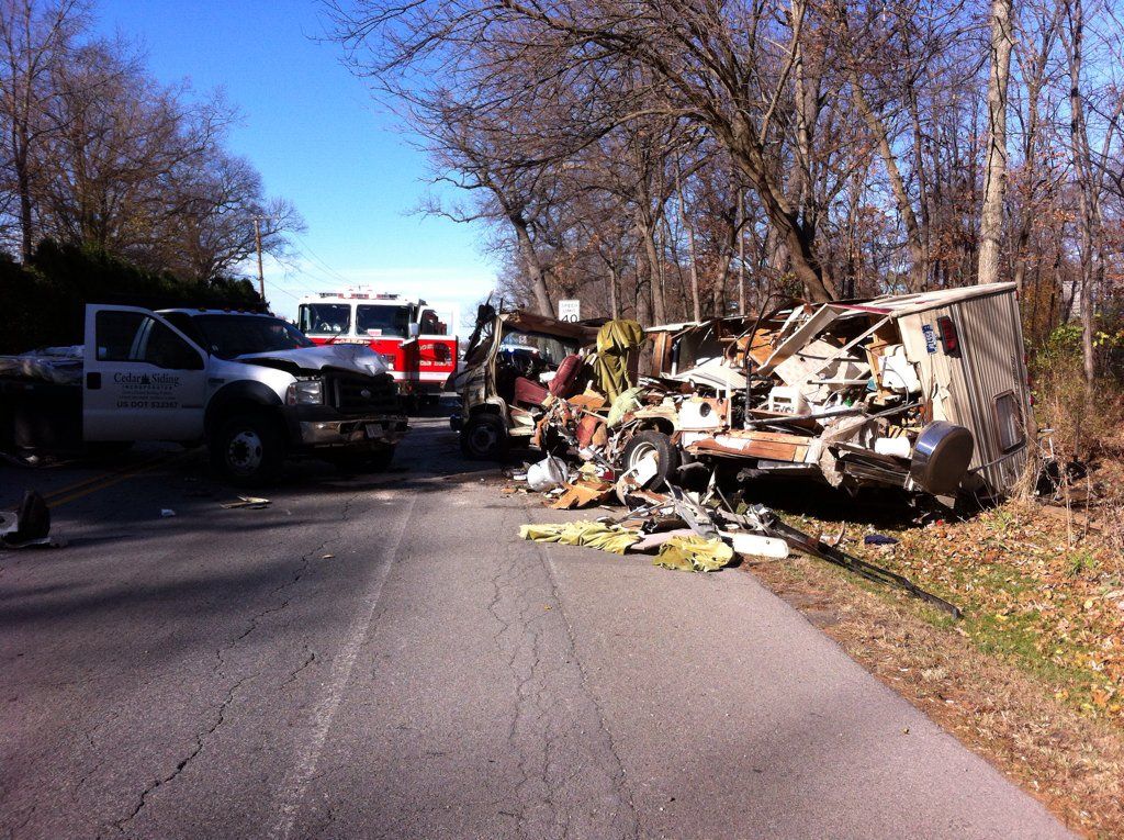 UPDATE 2 hurt after Friday morning crash on Lincolnway News