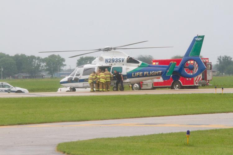 Slideshow Rotors and Ribs helicopter fly in Multimedia