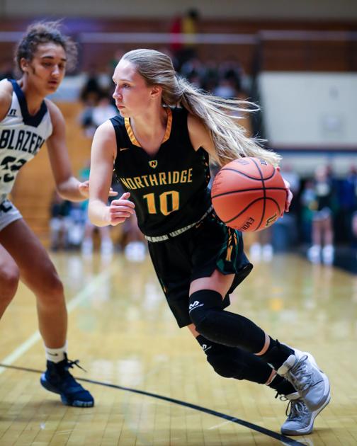 Prep Girls Basketball Raiders Top Blazers For Season S First