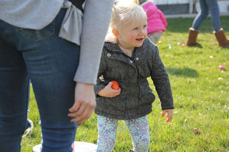 Children dash for Easter eggs in return of annual Wakarusa event News