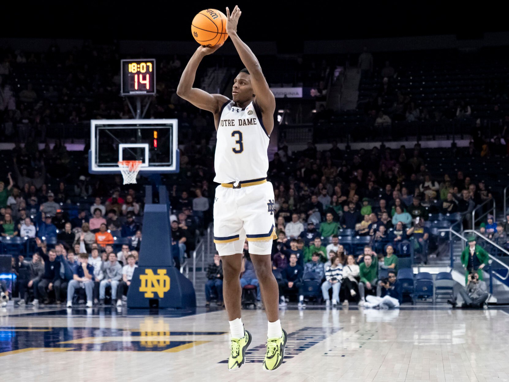 GALLERY Notre Dame mens basketball hosts Florida State at Purcell