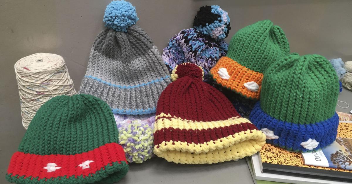 DAYS OF GIVING Elkhart County Jail inmates make preemie hats for