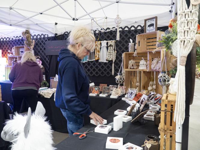 Craft fair returns to Shipshewana this weekend News