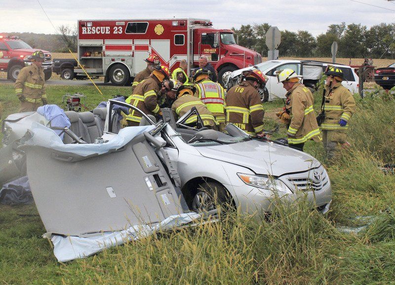 New Paris woman killed in wreck Police News