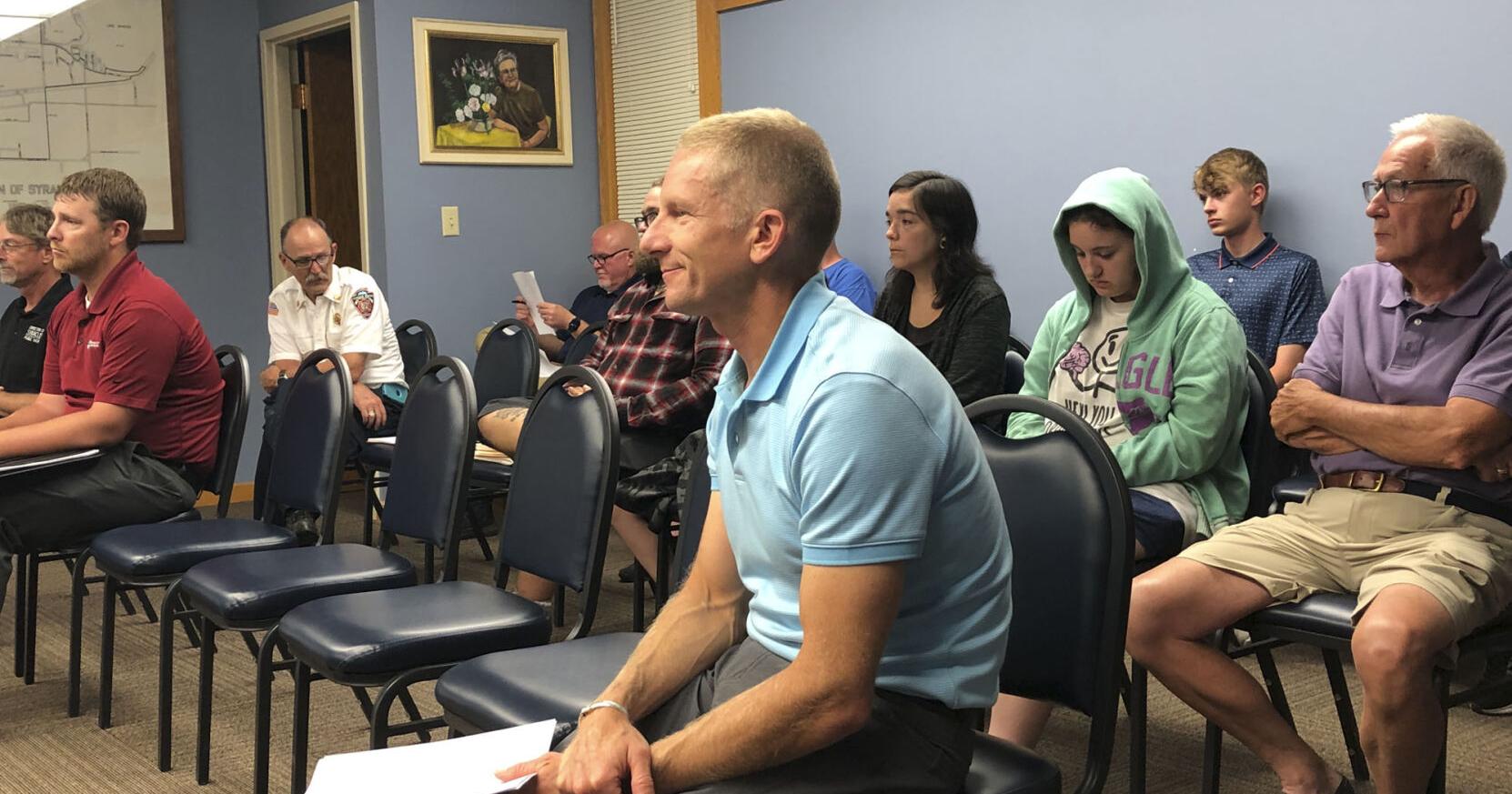 Syracuse Council says no farm animals in town - Vimarsana News