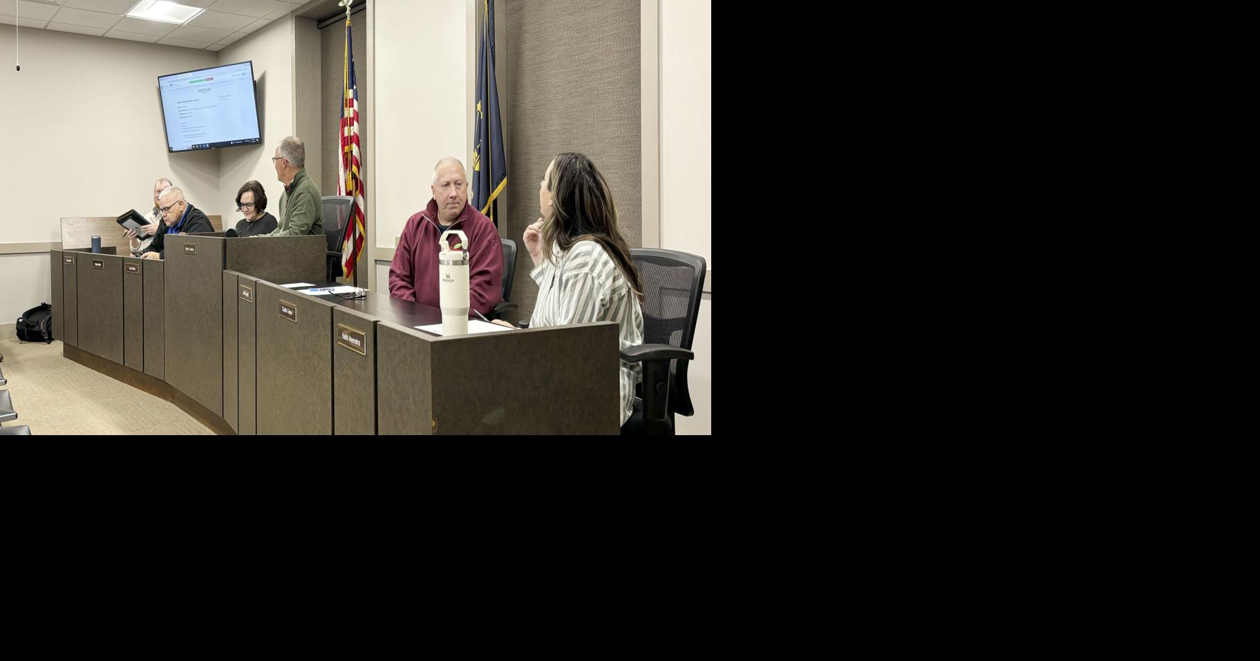 NAPPANEE CITY COUNCIL 2024 salary ordinance gets initial OK News