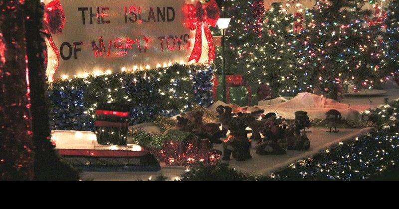 Shipshewana Light Parade Sets Town Aglow | Local News | Goshennews.com