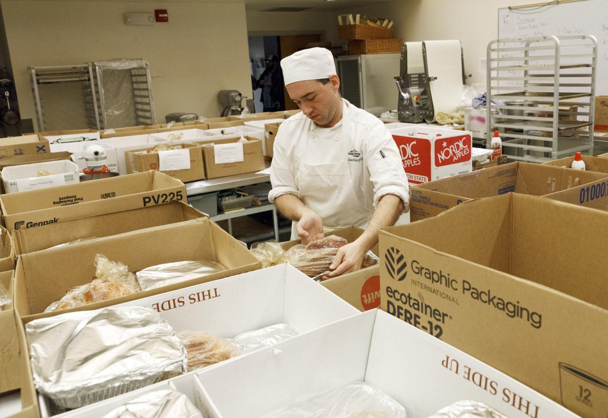 Culinary Students Cook Deliver Thanksgiving Meals News Goskagit Com