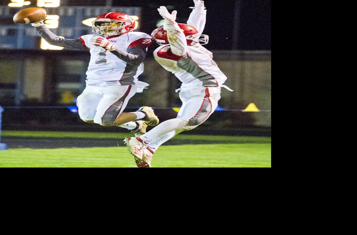 Prep Football Preview Shorewood At Stanwood Sports Goskagit Com