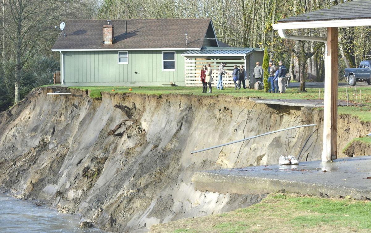 Lyman looking for help dealing with floods Local News