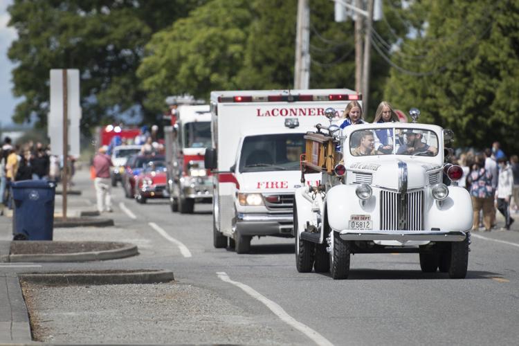 La Conner High School seniors treated to a parade Local News