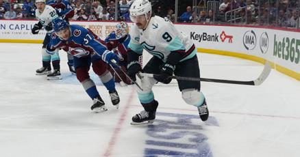 Scott Wedgewood stops 22 shots, Avs beat Kraken 2-0 to break franchise's single-season points mark