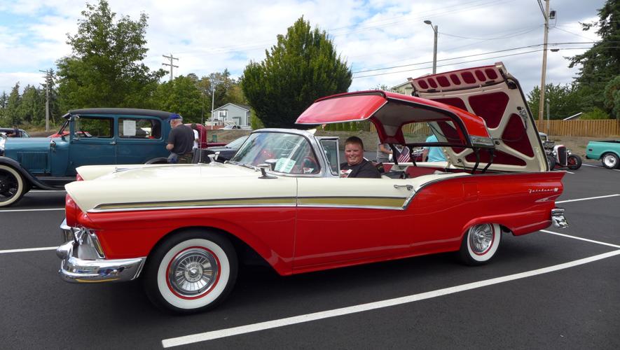 Classic car show at Stanwood Senior Center