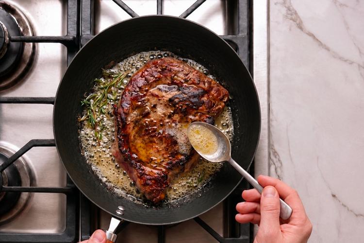 Flambo Launches Stainless Carbon Daily Pan: Titanium-Reinforced Carbon ...