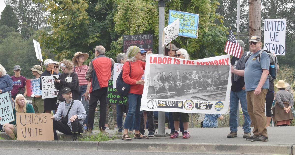 Labor Day march held for workers' rights, unions | Local News ...