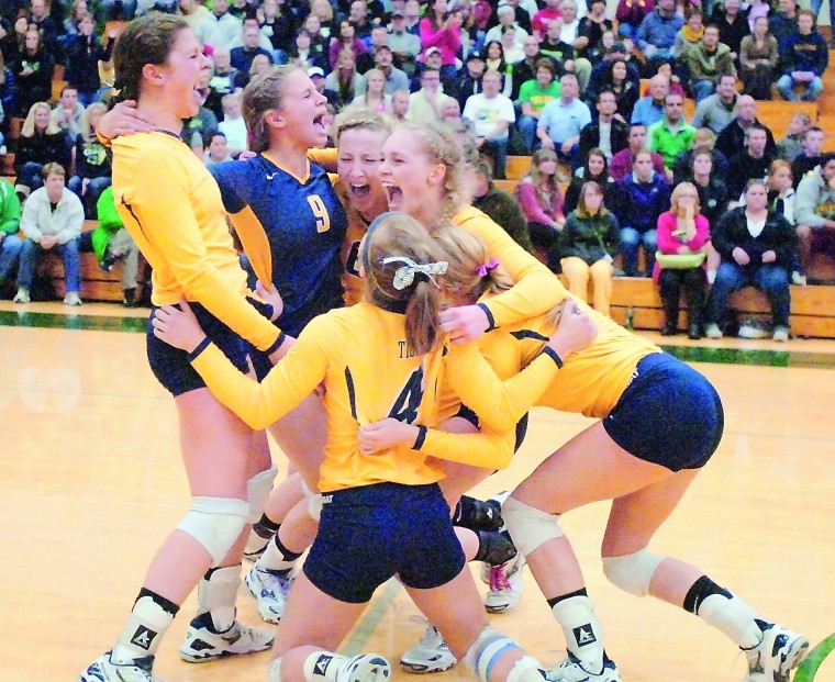 Burlington-Edison Volleyball Wins State | News | Goskagit.com