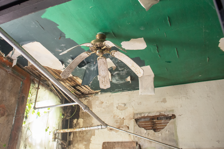 Demonstrators take over downtown LA after 'No Kings' protest - NBC Los ...