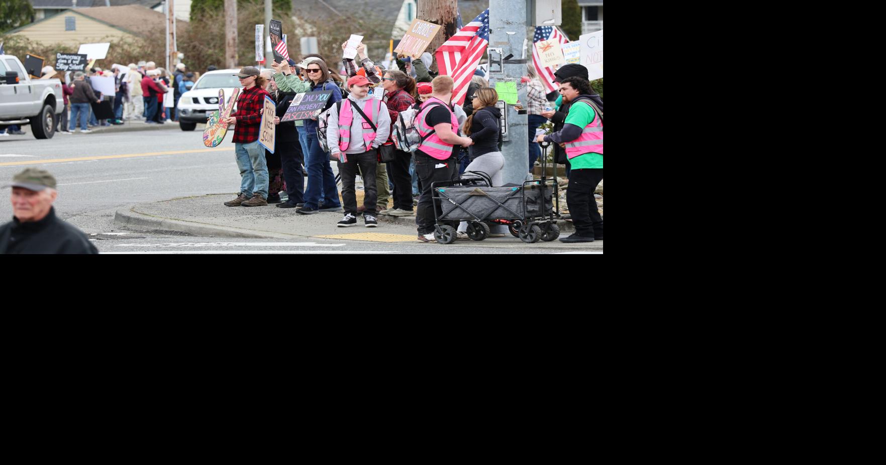 PHOTOS: 'No Kings' rally in Mount Vernon | Gallery | goskagit.com