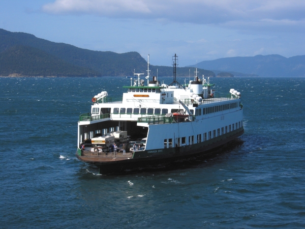 Juliooooooooooo!' State ferries get Mariners-inspired names during