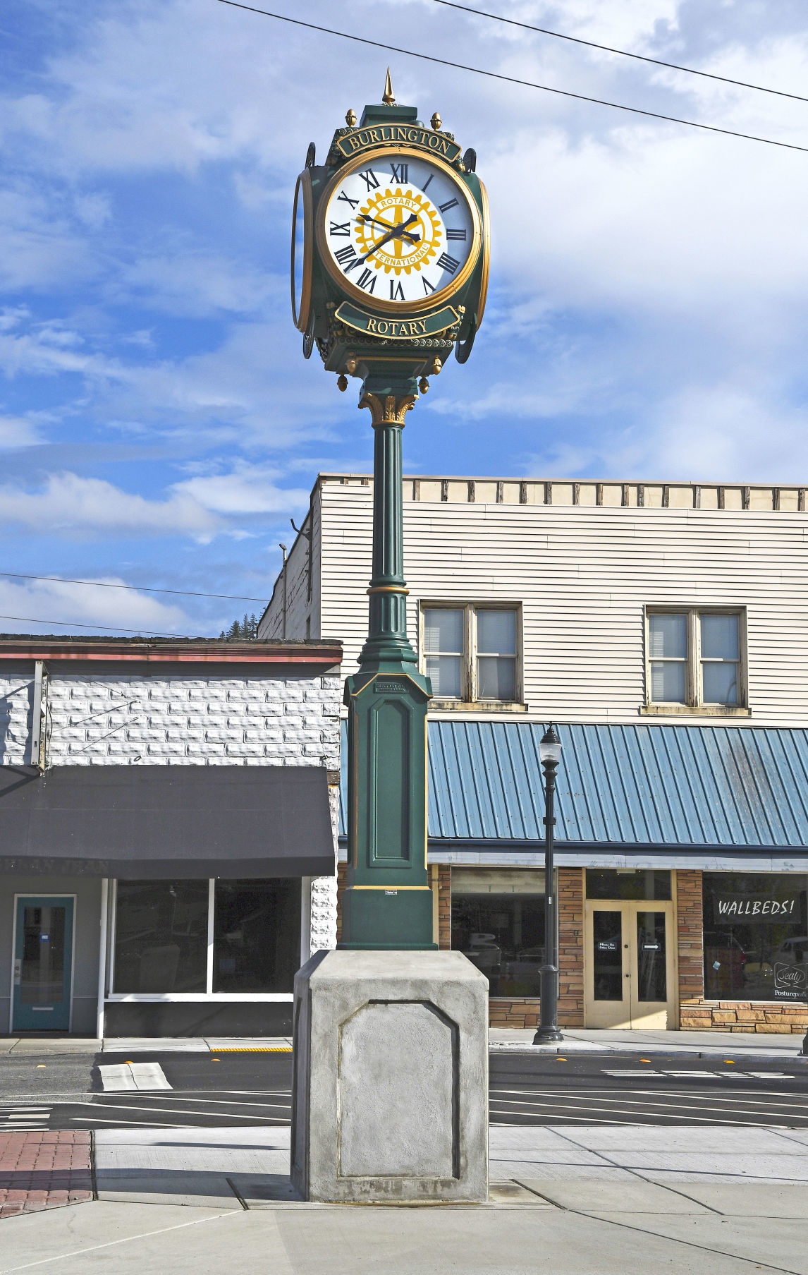 Burlington dedicates downtown clock Local News
