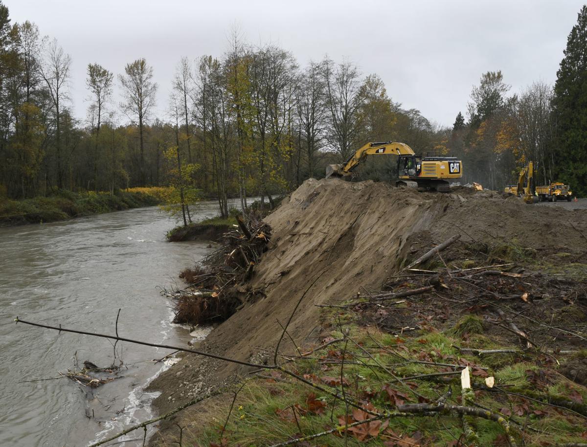 Army Corps of Engineers builds flood prevention trench in Lyman Local