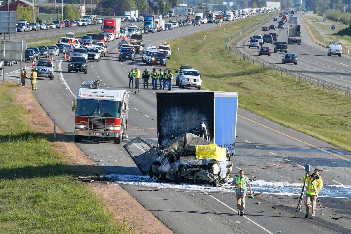 1 dead in 7vehicle crash on Interstate 5 near Conway News