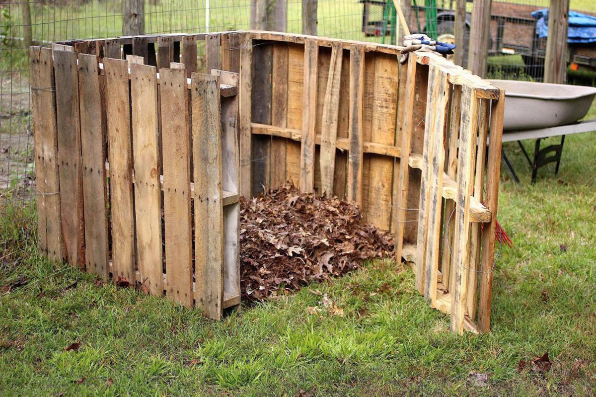 Beginning A Basic Backyard Compost Pile Entertainment Goskagit Com