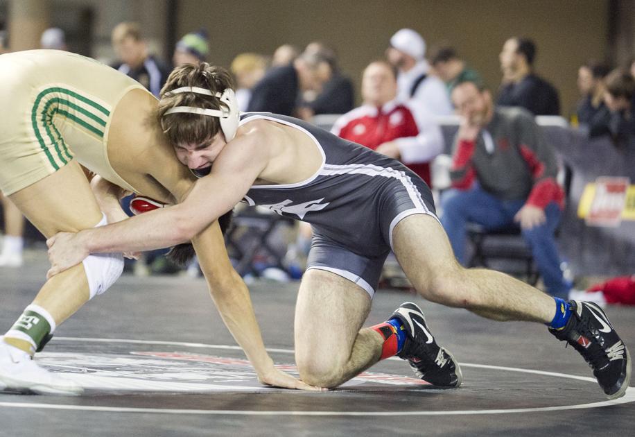 Boys wrestling Mat Classic XXXI Sports