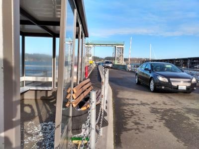 0113 ferry terminal outdoor shelter