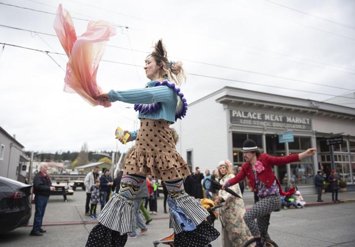 La Conner marks spring with annual tulip parade Museums