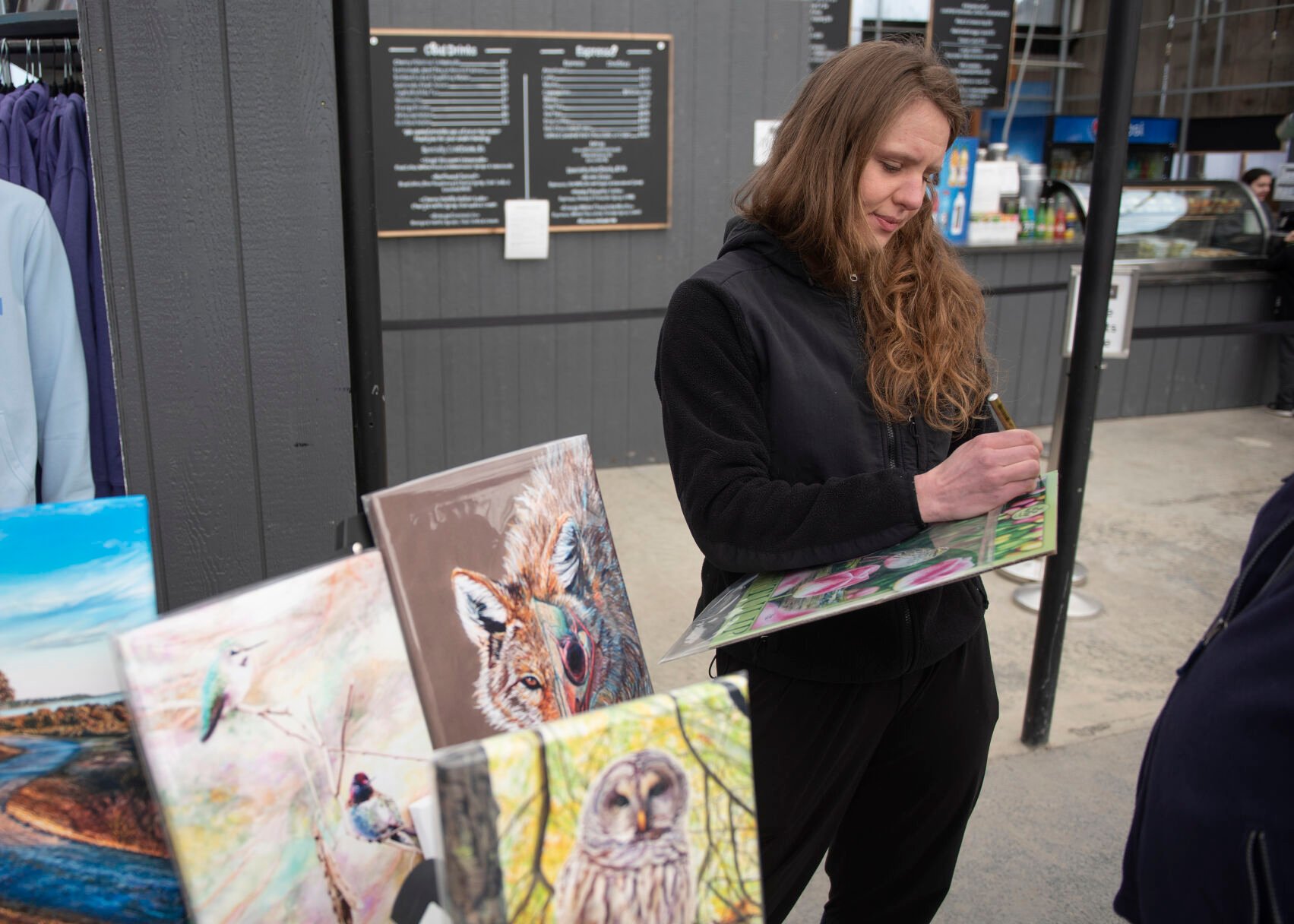 Skagit Valley Tulip Festival Poster Artist Holding Signings | Painting ...