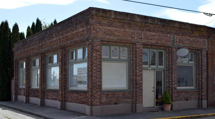 Exploring History Banks contributed to area's early development SC