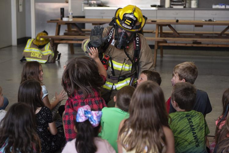 Clear Lake Elementary School students learn about fire safety Local