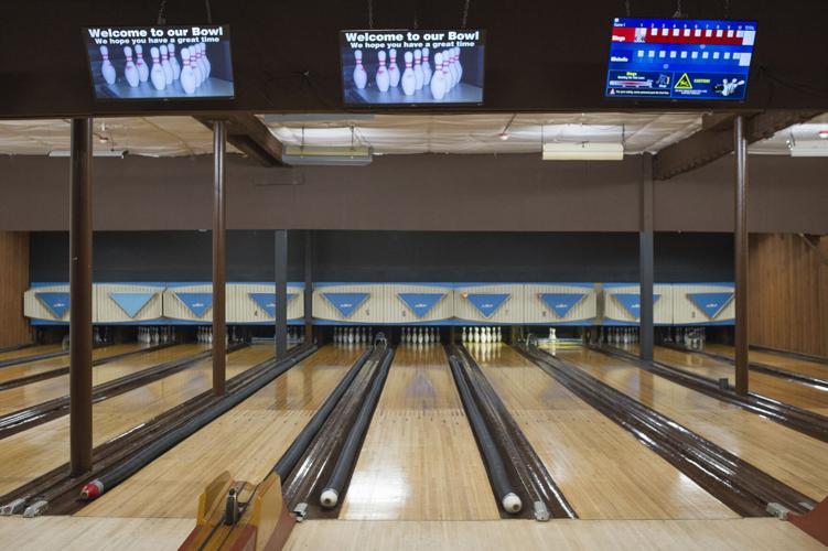 campus floor Road house Sedro-Woolley bowling alley, which was open just three months, weathers  328-day closure | Local News | goskagit.com