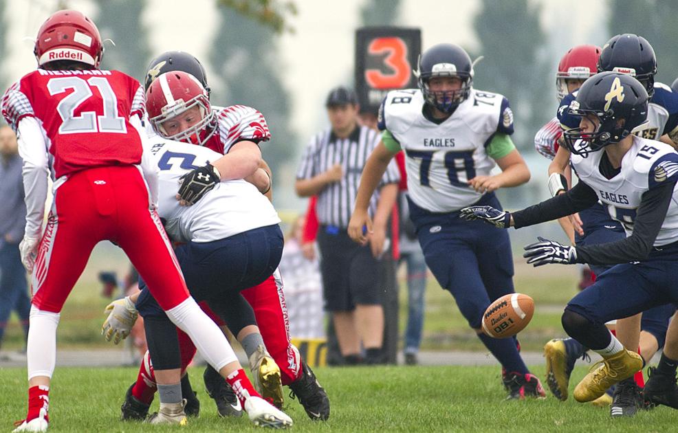 Youth Football Arlington At Stanwood 8 25 18 Sports Goskagit Com